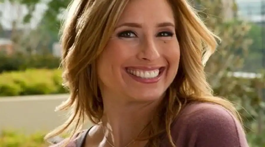 Stephanie Abrams – The Weather Channel, Bio, Age, Husband, & Net Worth