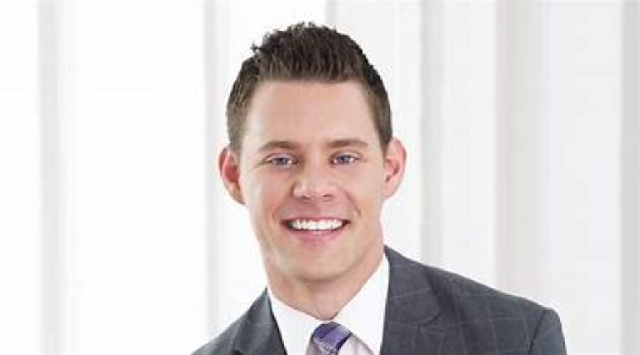 Mike Leslie: WFAA, Age, Education, Height, Wife, and Net Worth